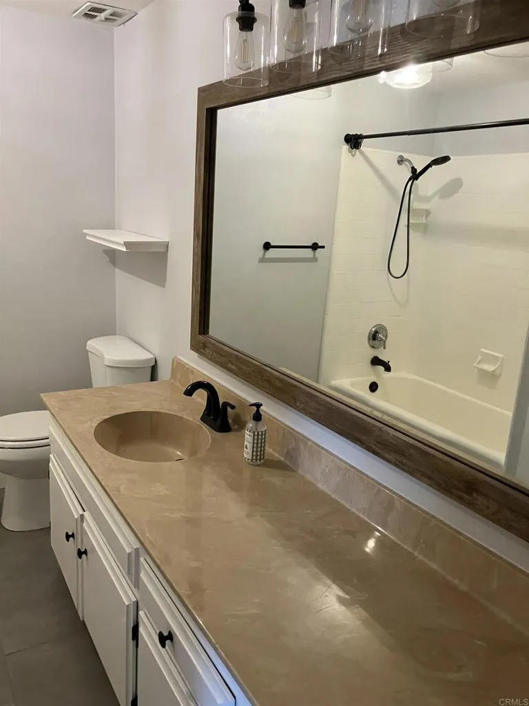 1866 Fairway Park Circle #A Escondido, CA 92026