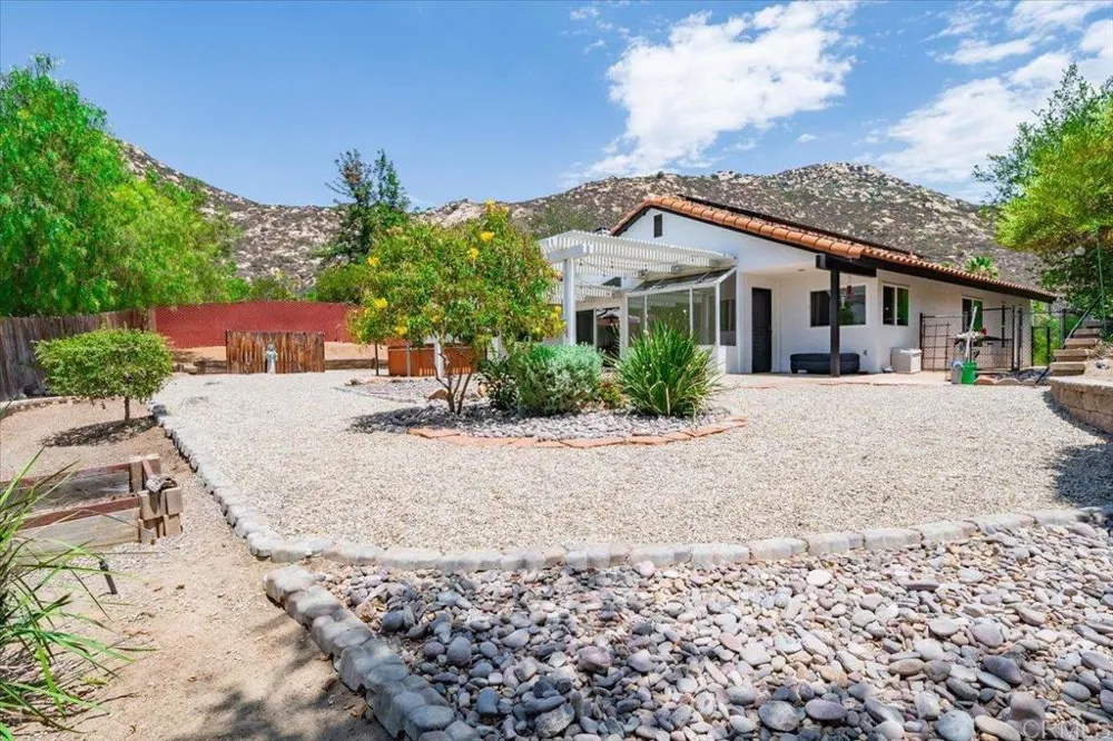 25771 Caryn Court Ramona, CA 92065