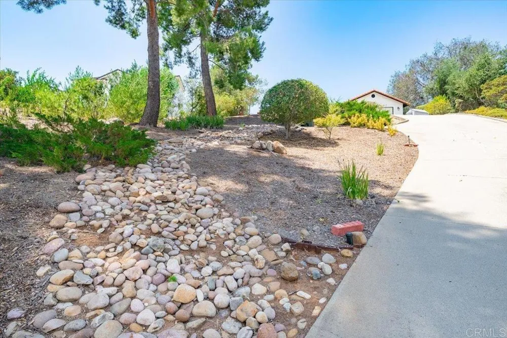 25771 Caryn Court Ramona, CA 92065