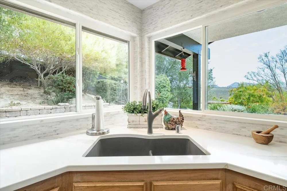25771 Caryn Court Ramona, CA 92065