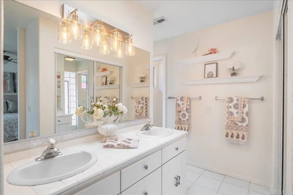 25771 Caryn Court Ramona, CA 92065