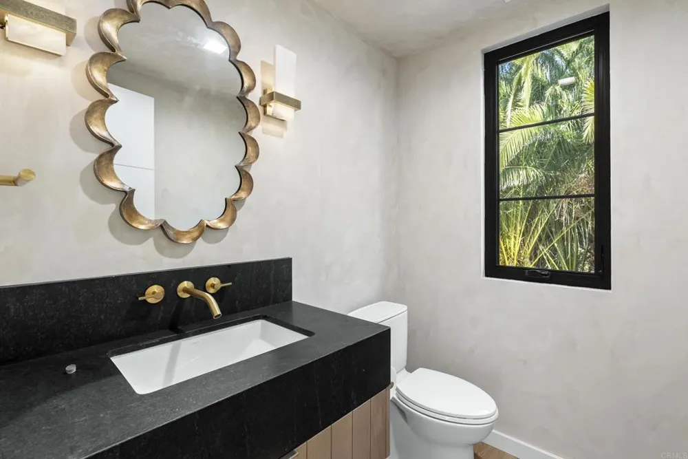 16735 La Gracia B Rancho Santa Fe, CA 92067
