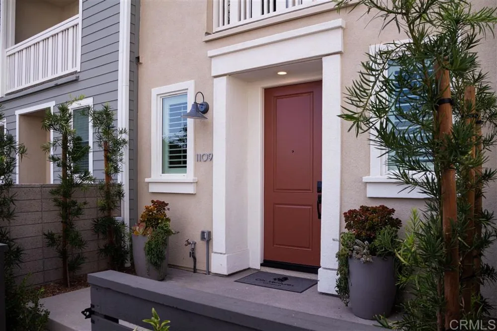 1109 Hibiscus Way Oceanside, CA 92054