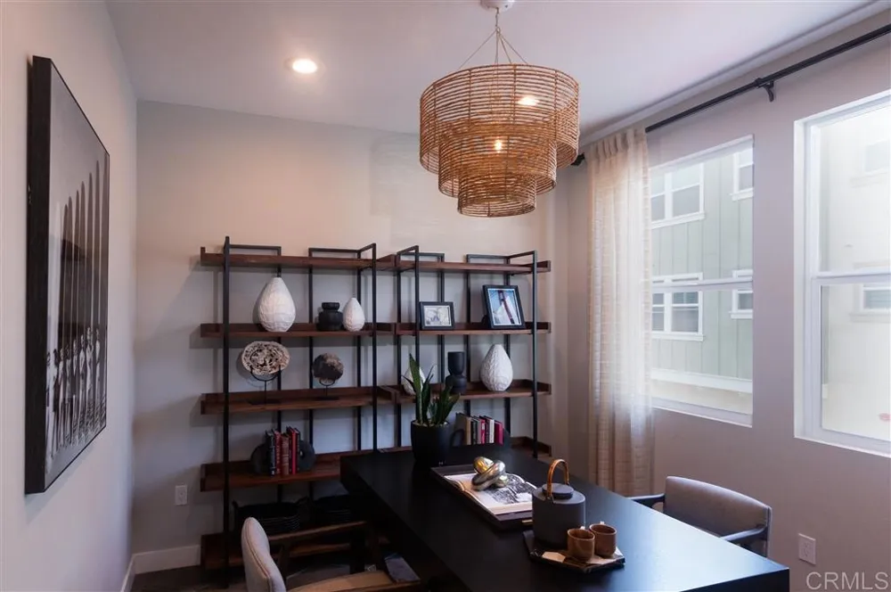 1109 Hibiscus Way Oceanside, CA 92054