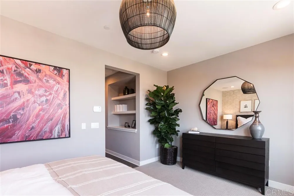 1109 Hibiscus Way Oceanside, CA 92054
