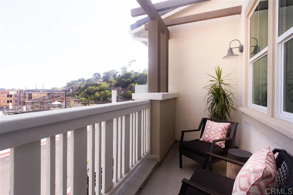1109 Hibiscus Way Oceanside, CA 92054