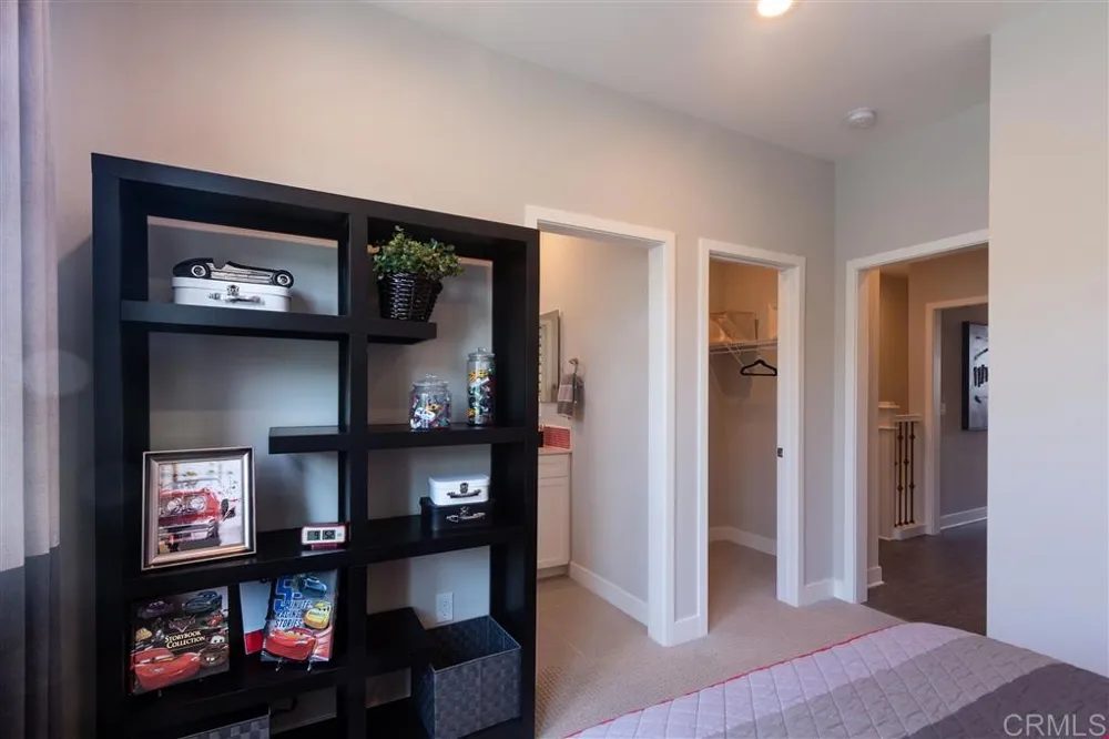 1109 Hibiscus Way Oceanside, CA 92054