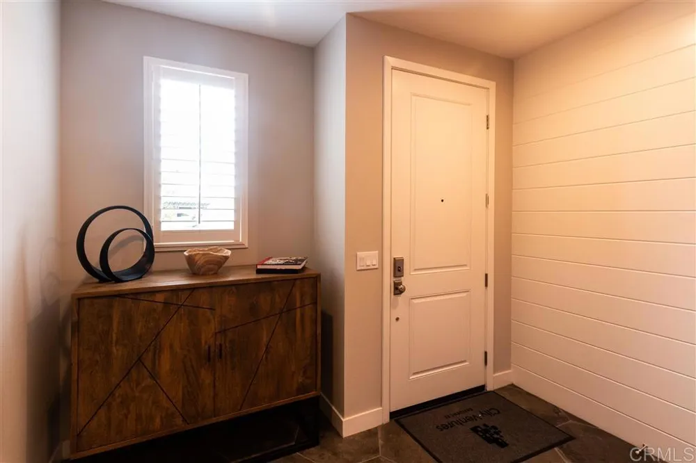 1109 Hibiscus Way Oceanside, CA 92054