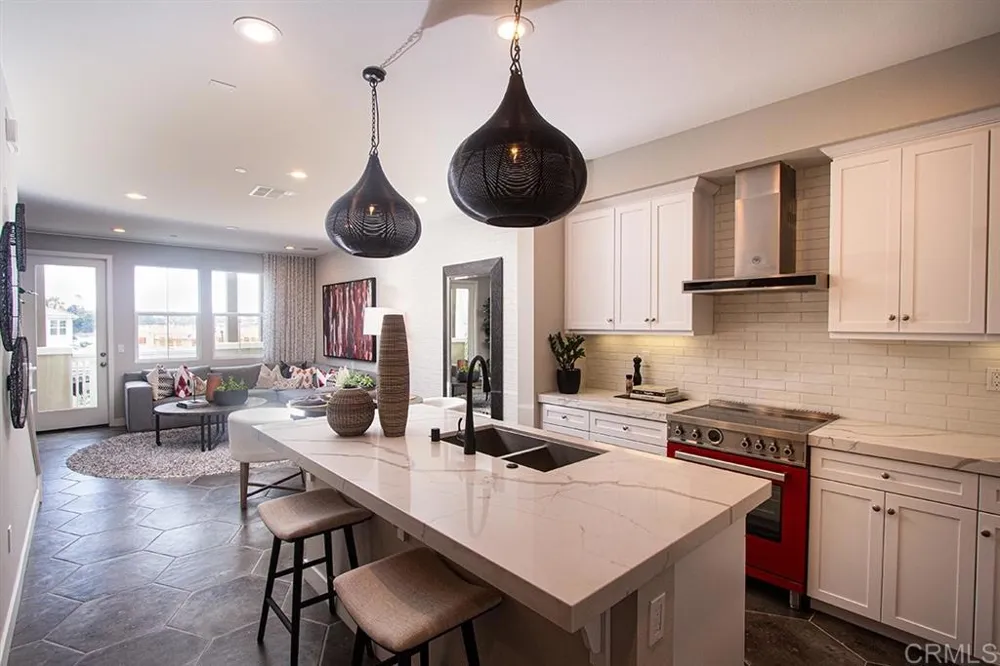 1109 Hibiscus Way Oceanside, CA 92054