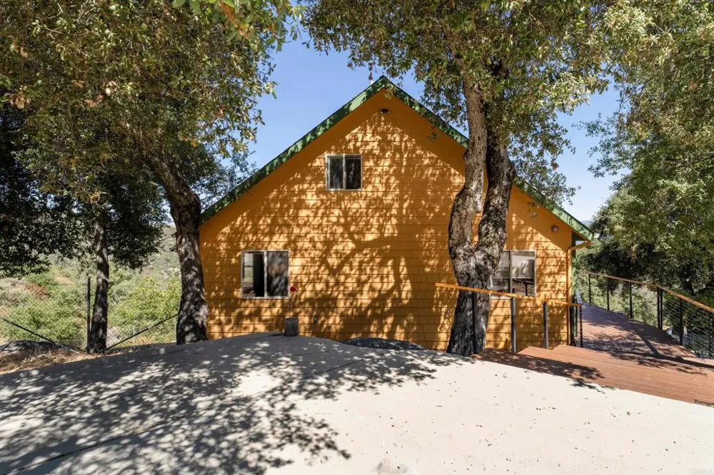 25770 E GRADE ROAD Santa Ysabel, CA 92070