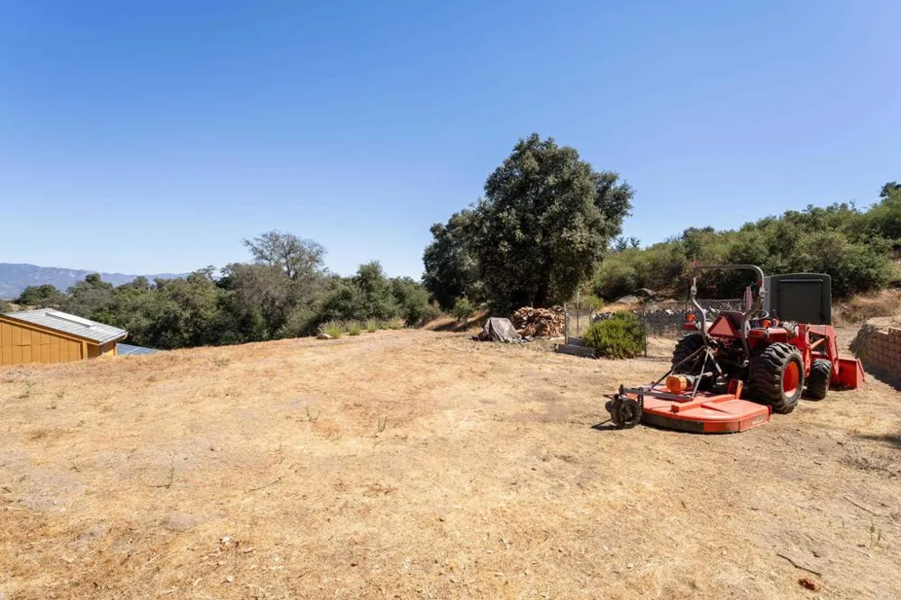 25770 E GRADE ROAD Santa Ysabel, CA 92070