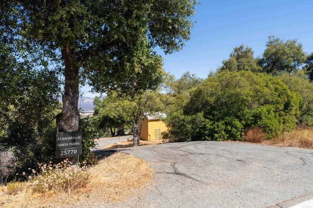25770 E GRADE ROAD Santa Ysabel, CA 92070