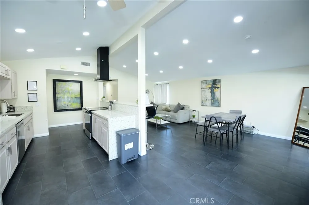 9452 Larrabee Avenue San Diego, CA 92123