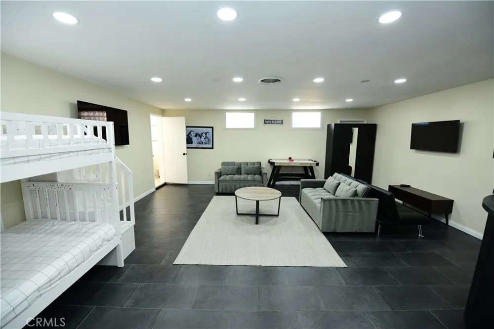 9452 Larrabee Avenue San Diego, CA 92123