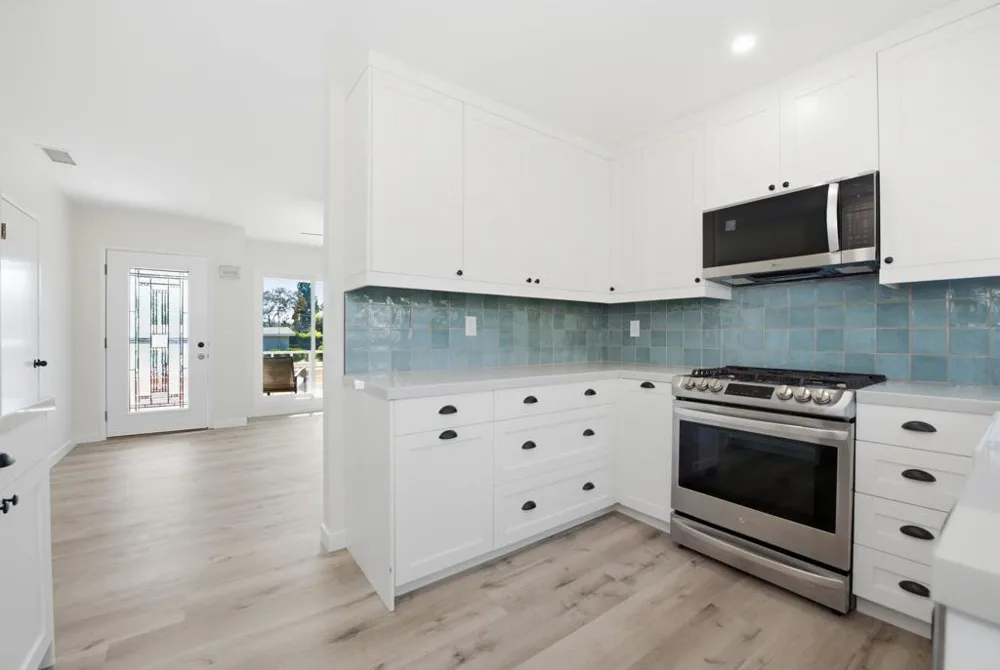 530 S Kalmia Street Escondido, CA 92025
