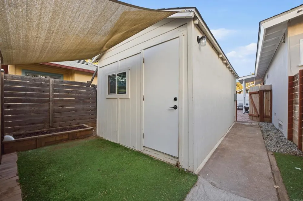 530 S Kalmia Street Escondido, CA 92025