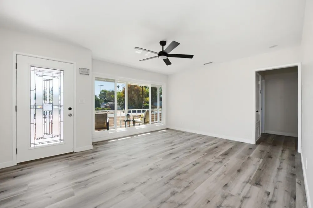 530 S Kalmia Street Escondido, CA 92025