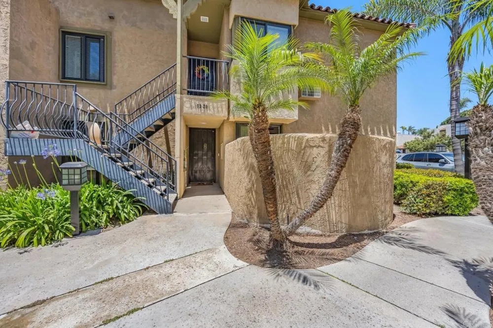 7320 Park Ridge Dr ##113 Del Cerro, CA 92120
