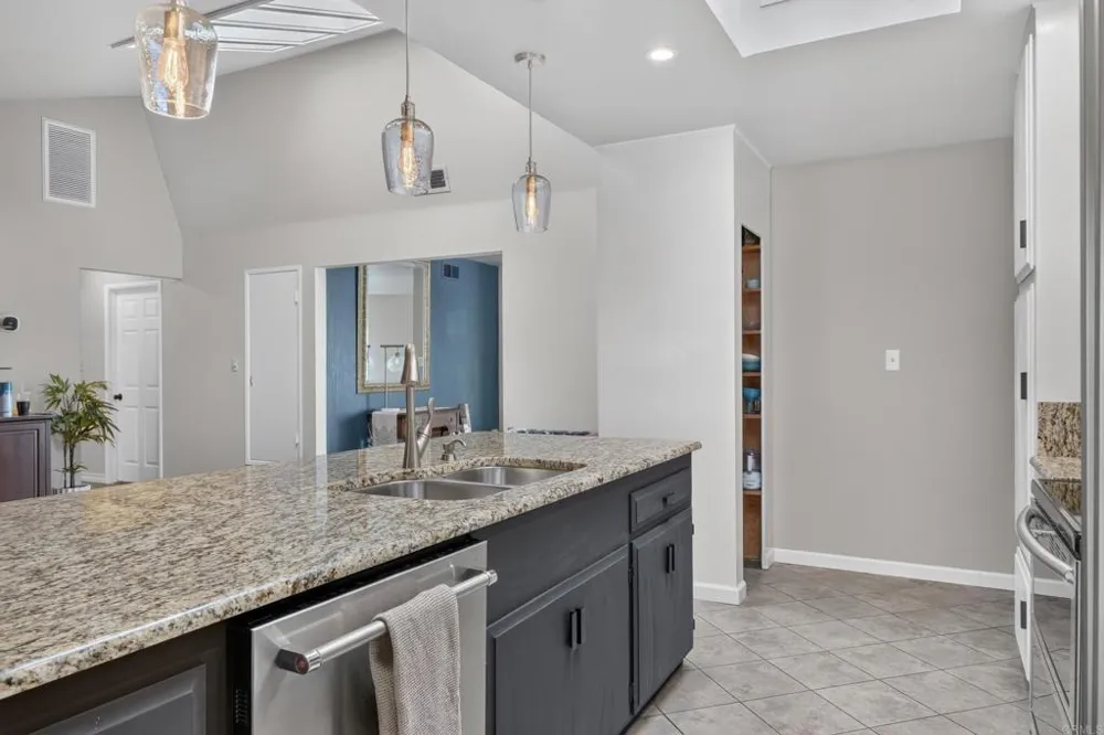 158 Lynmar Lane Lane Vista, CA 92084