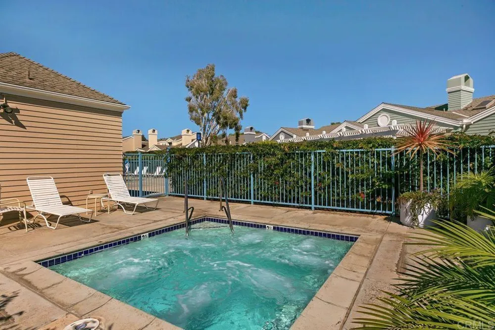 7415 Linden Carlsbad, CA 92011