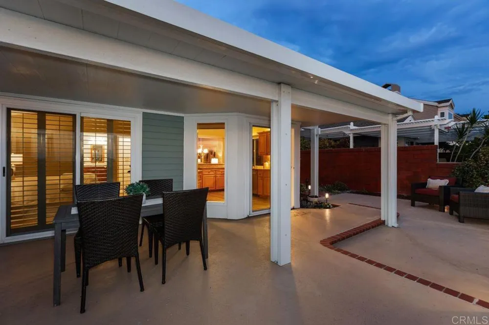 7415 Linden Carlsbad, CA 92011