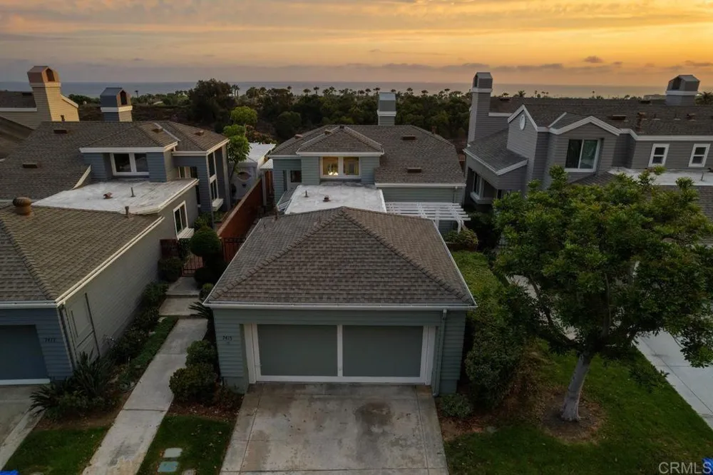 7415 Linden Carlsbad, CA 92011