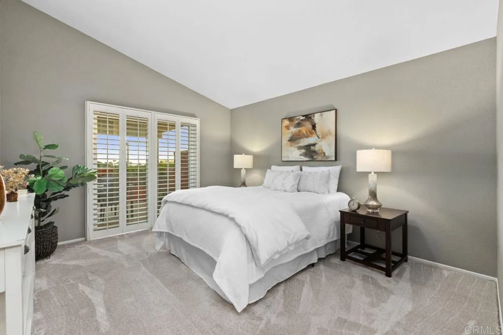 7415 Linden Carlsbad, CA 92011