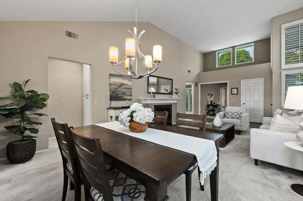 7415 Linden Carlsbad, CA 92011