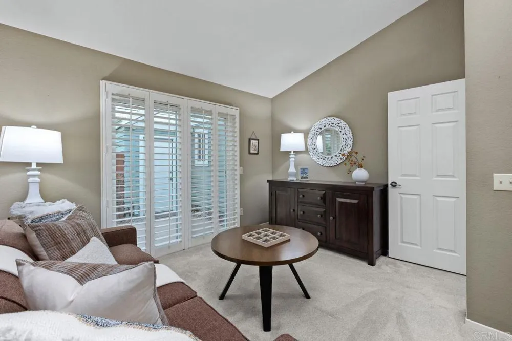 7415 Linden Carlsbad, CA 92011
