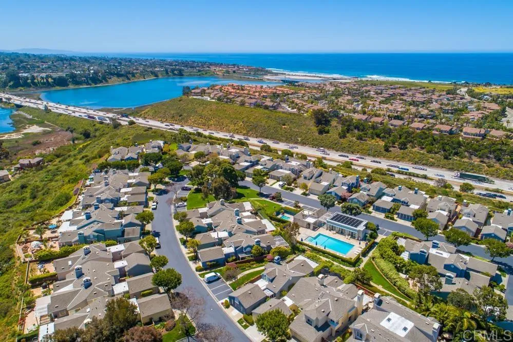 7415 Linden Carlsbad, CA 92011