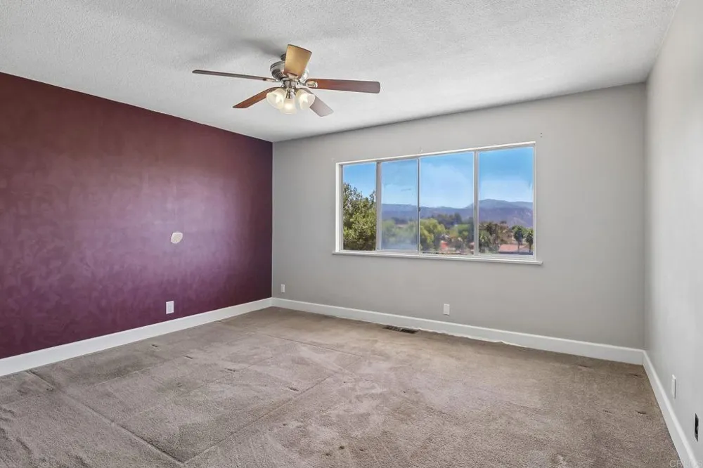 3158 Mary Ln Escondido, CA 92025