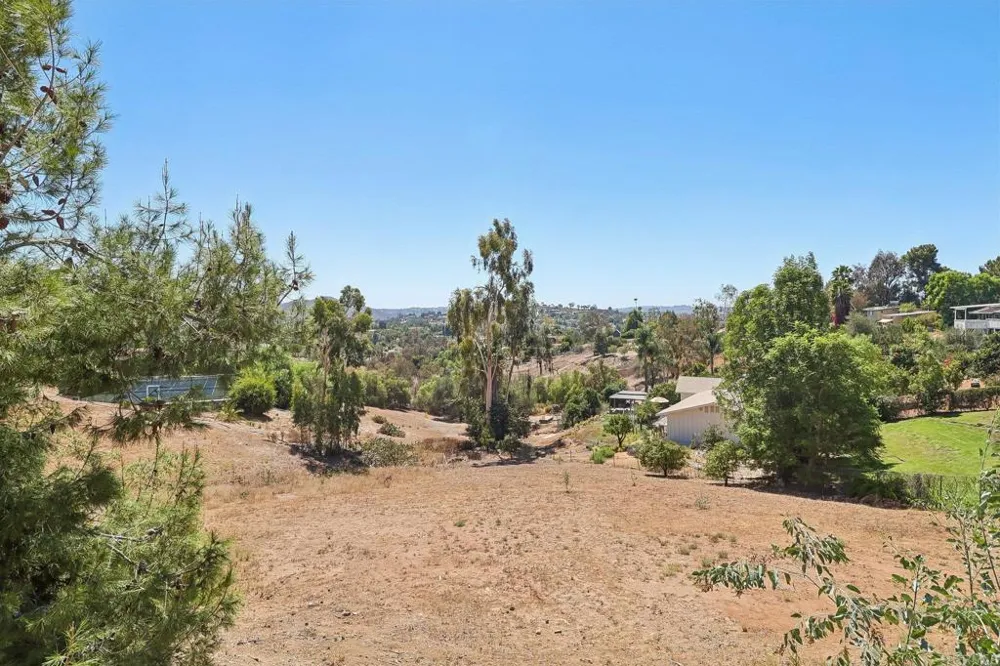 3158 Mary Ln Escondido, CA 92025