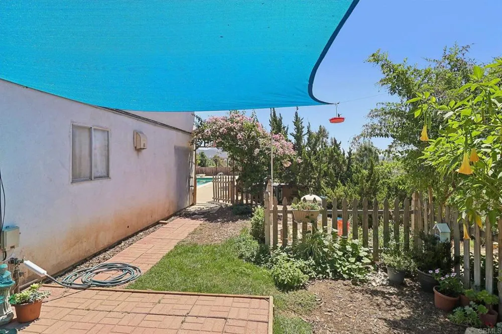 3158 Mary Ln Escondido, CA 92025