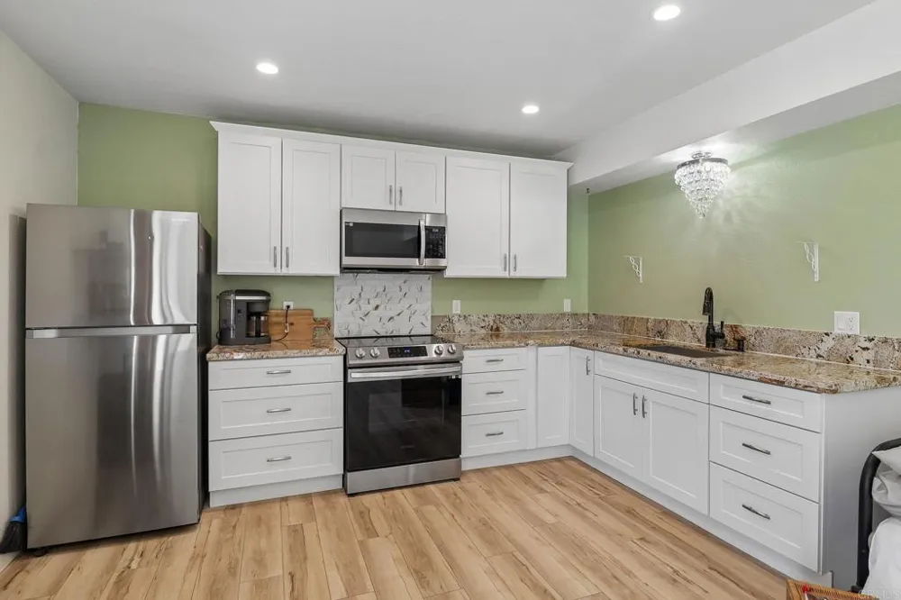 3158 Mary Ln Escondido, CA 92025