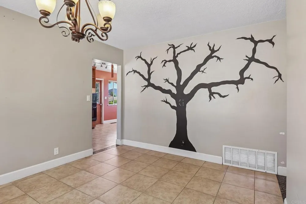 3158 Mary Ln Escondido, CA 92025