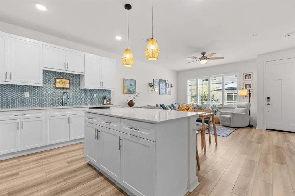 311 SATSUMA TRAIL Fallbrook, CA 92028