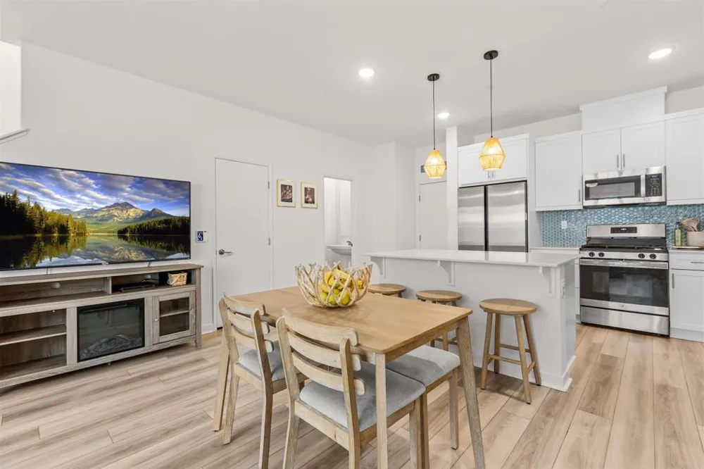311 SATSUMA TRAIL Fallbrook, CA 92028