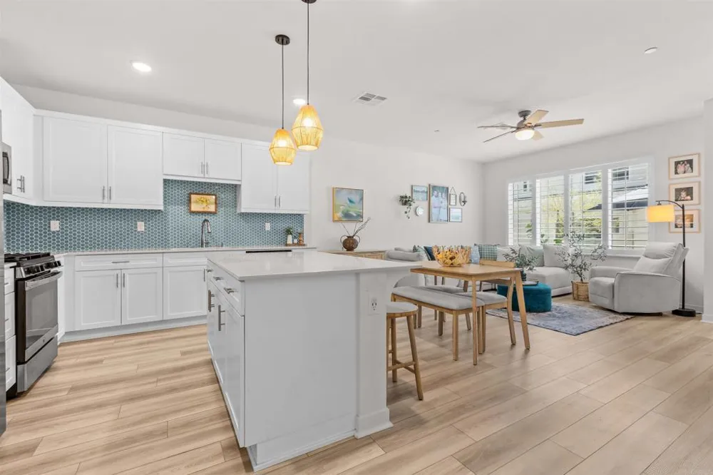 311 SATSUMA TRAIL Fallbrook, CA 92028