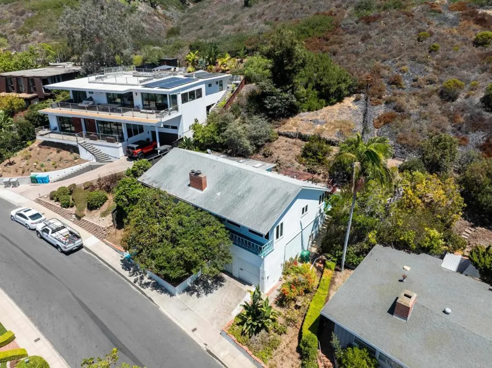 5825 Folsom Dr La Jolla, CA 92037