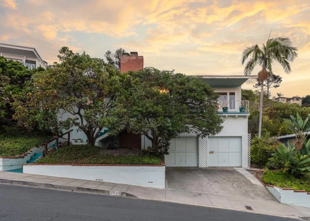 5825 Folsom Dr La Jolla, CA 92037