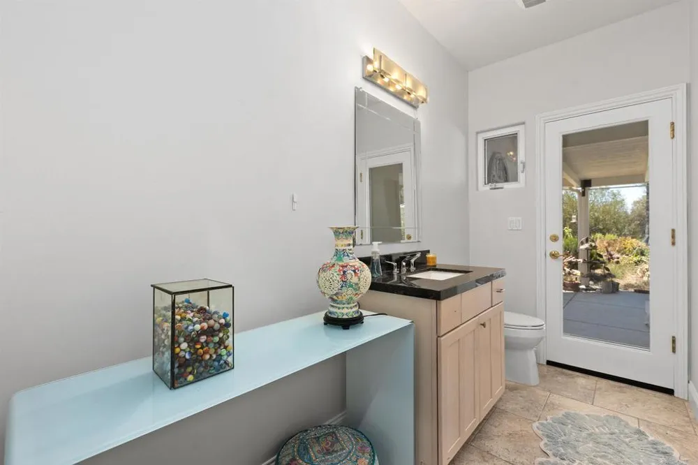 12711 Big Bend Way Valley Center, CA 92082