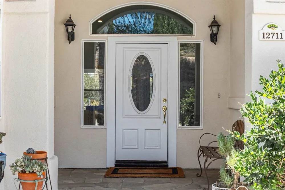 12711 Big Bend Way Valley Center, CA 92082