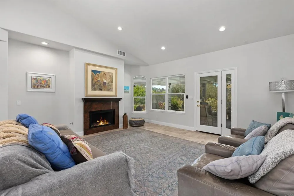 12711 Big Bend Way Valley Center, CA 92082