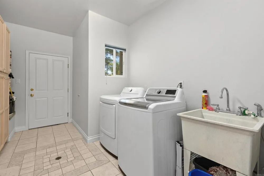 12711 Big Bend Way Valley Center, CA 92082