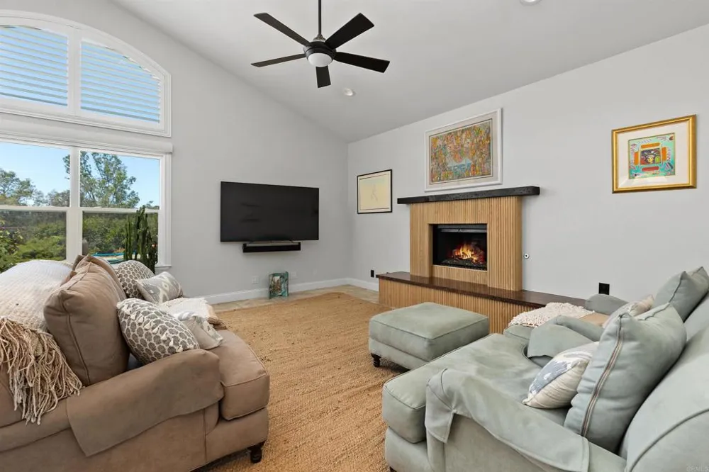 12711 Big Bend Way Valley Center, CA 92082