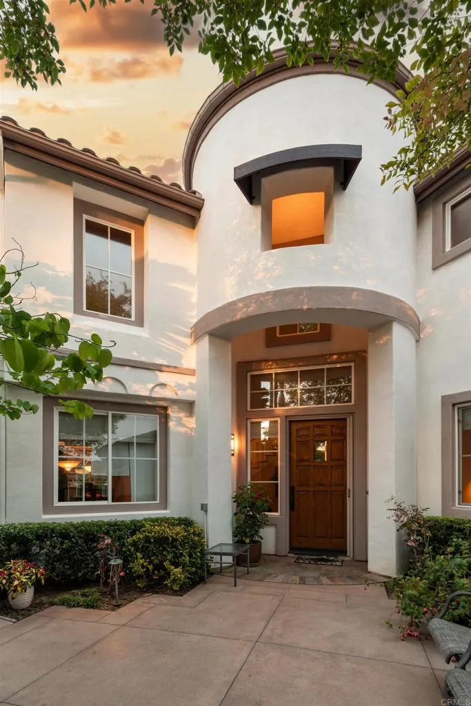 6740 Camphor Place Carlsbad, CA 92011