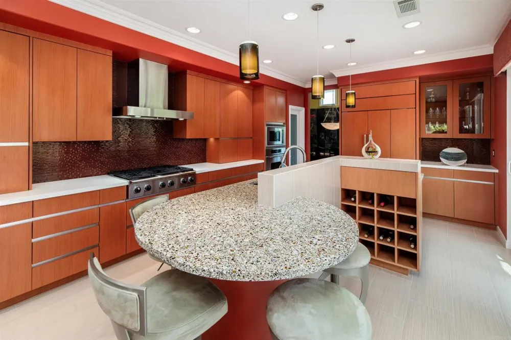 6740 Camphor Place Carlsbad, CA 92011