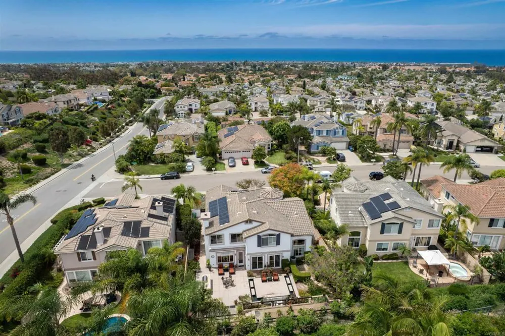 6740 Camphor Place Carlsbad, CA 92011