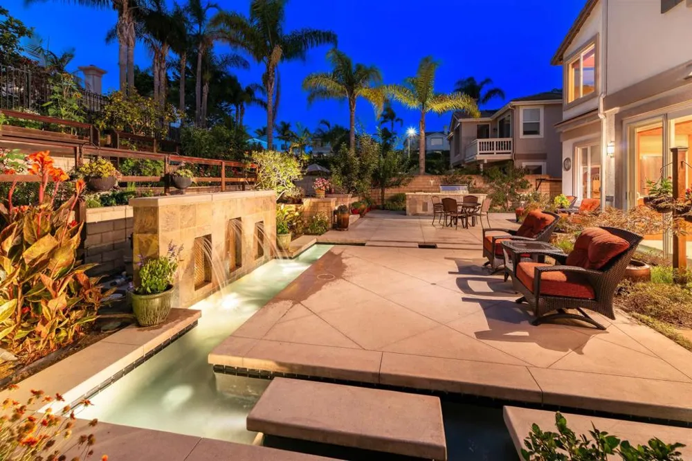 6740 Camphor Place Carlsbad, CA 92011