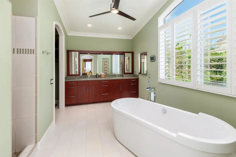 6740 Camphor Place Carlsbad, CA 92011